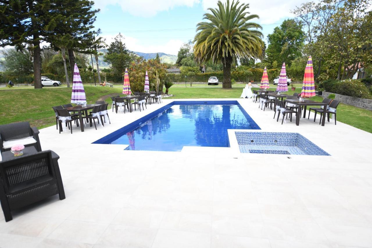Hotel Quinta La Constanza Tababela Esterno foto