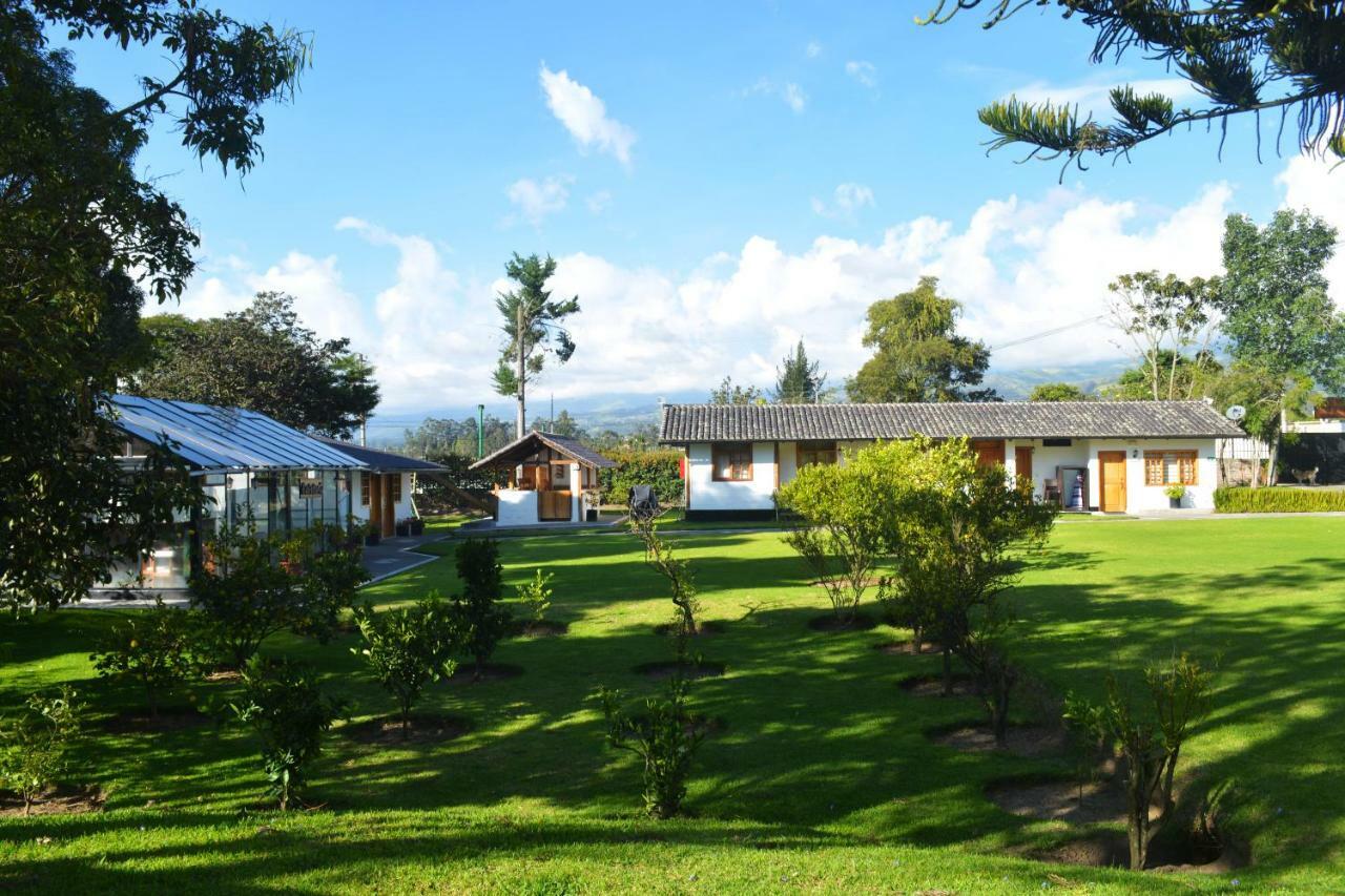 Hotel Quinta La Constanza Tababela Esterno foto